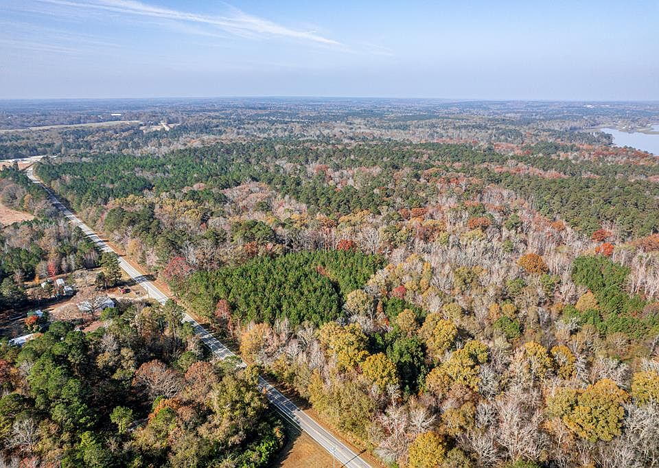 1st image of 701A Twin Bridges Rd