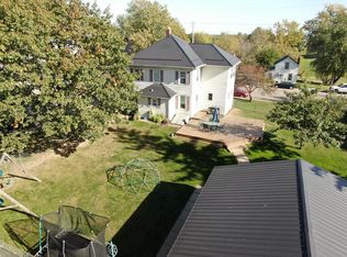 221 S Main St, Gays Mills, WI 54631