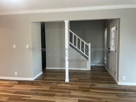 5th image of 1516 Oakridge Ct W