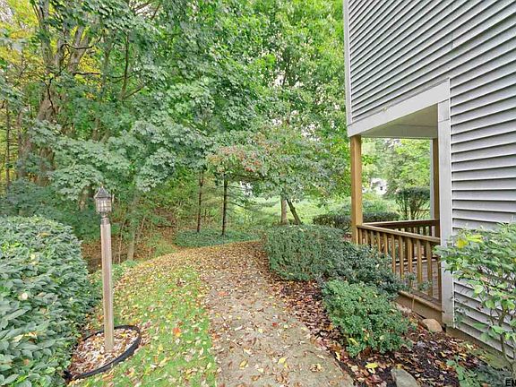 4th image of 63 Pepper Ln