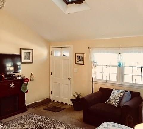 4th image of 84 Palm Beach Ave