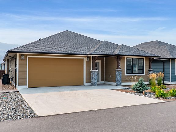 3rd image of 641 Shuswap Rd E #228