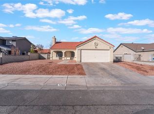 5762 Shinyleaf Cir, Las Vegas, NV 89142