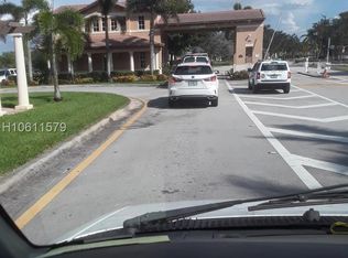 14634 SW 12th St, Pembroke Pines, FL 33027