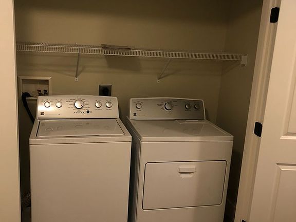 5th image of 224 Pope Meadow Dr #20