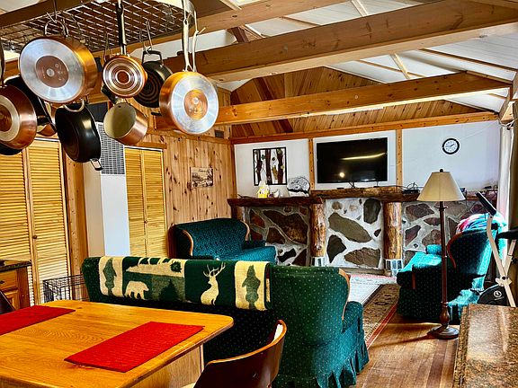 2nd image of 10262 & 10258 Anger Rd