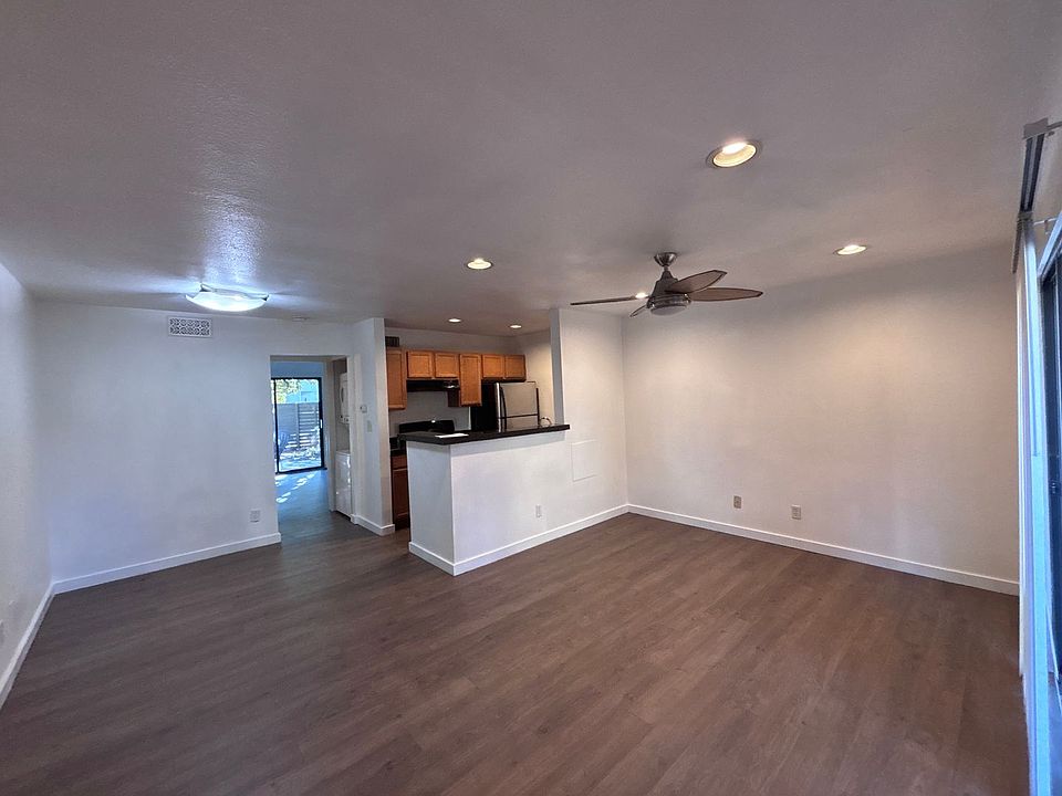 1st image of 4109 Avondale Ave #108