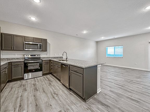 5th image of 799 NE 60th St #751-117