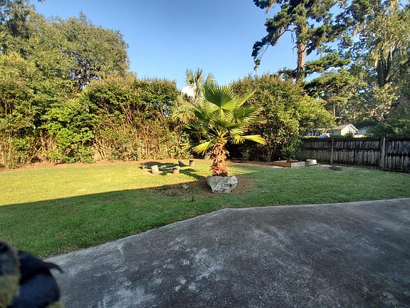 Patio view of the back yard.