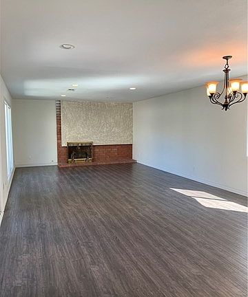 2nd image of 4058 Karelia St