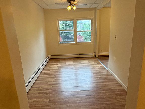 3rd image of 1415 Edgewood Ave
