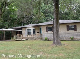 1345 S Cedarbrook Ave, Springfield, MO 65804