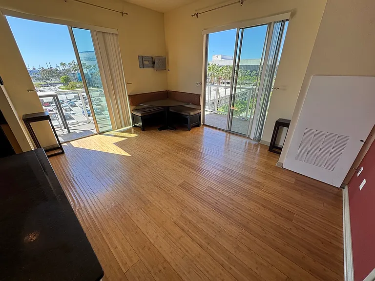 488 E Ocean Blvd #417 — Photo 45