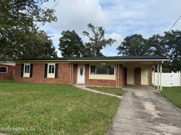 2805 SACK Drive E, Jacksonville, FL 32216