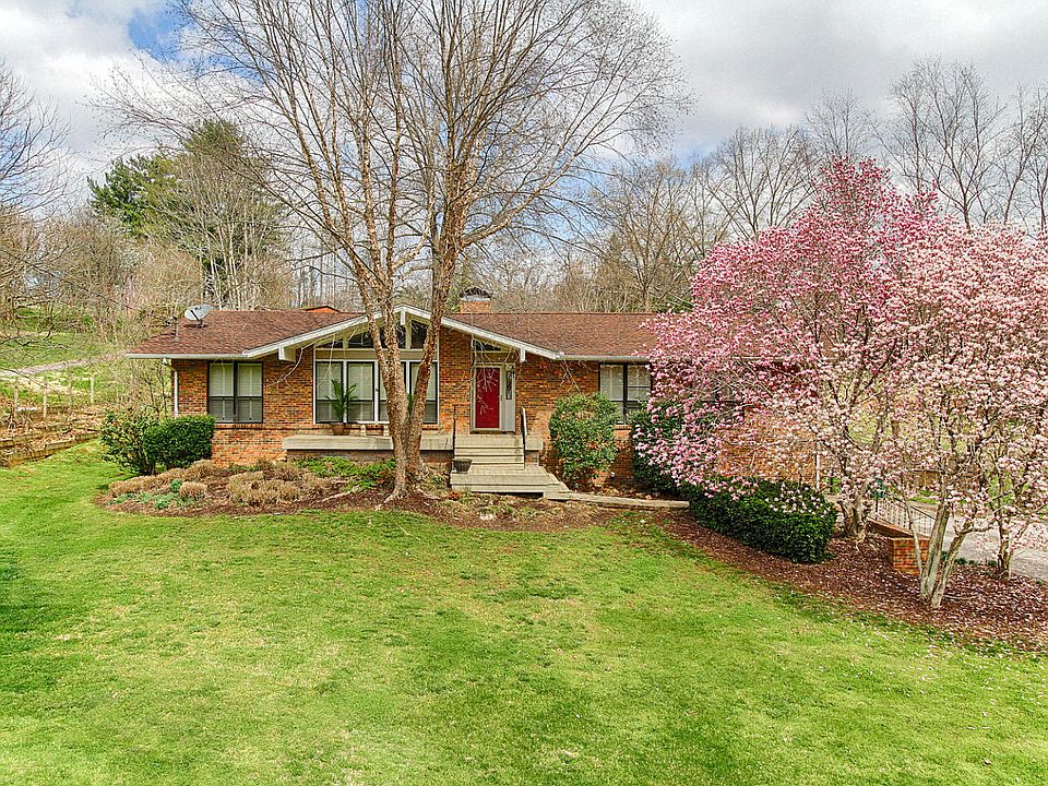 1st image of 5322 Jonathan Way