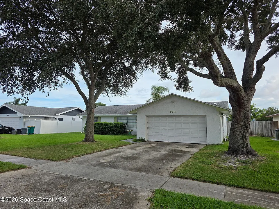 1911 Tallpalm Rd