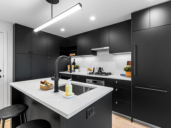 3rd image of 1680 E 12th Ave #403