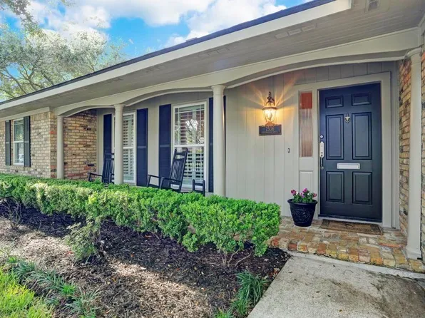 7506 Creekwood Dr, Houston, TX 77063