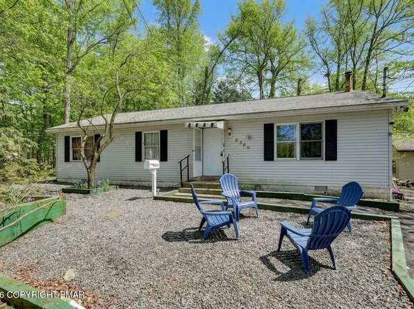 8566 Hillcrest Dr, Tobyhanna, PA 18466