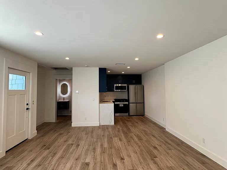 505 S Birch St #507 — Photo 19