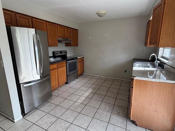 990 Liskeard Ave, Orange City, FL 32763
