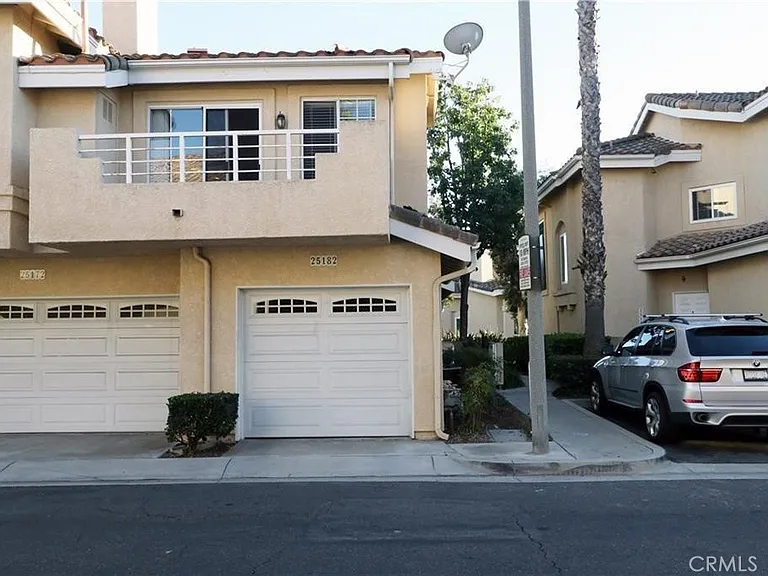 25182 Via Catalina — Photo 2