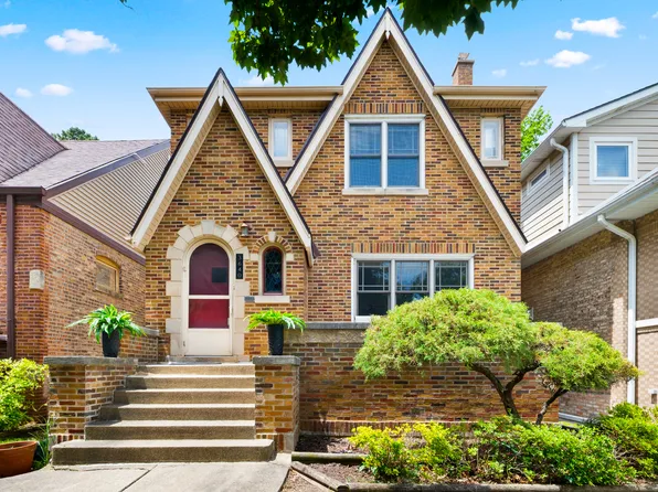 3640 Arthur Ave, Brookfield, IL 60513