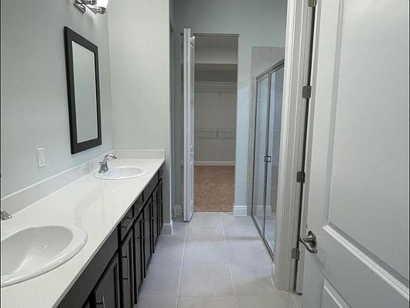 2nd image of 16750 Persimmon Blvd