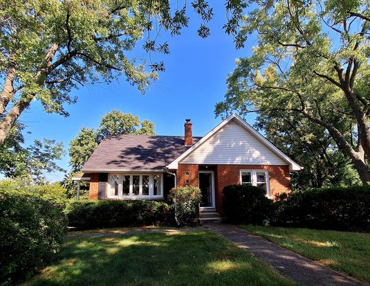 1542 Herbert St, Downers Grove, IL 60515