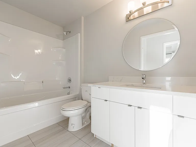 15 Refinery Way — Photo 32