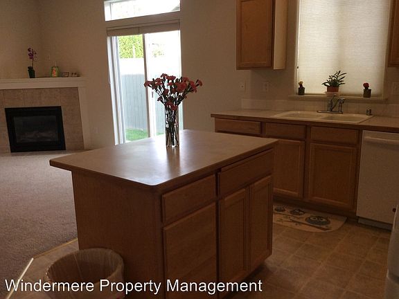 3rd image of 1169 SE Surita Ct