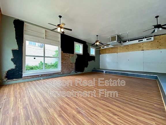 3rd image of 440 Olive St #446