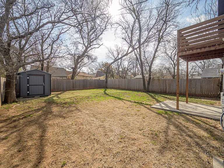 4330 Granger Ave — Photo 7