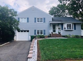 705 Fairway Rd, Linden, NJ 07036