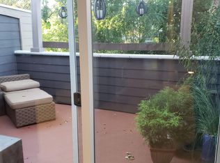 9023 SW Rystadt Ln, Portland, OR 97225