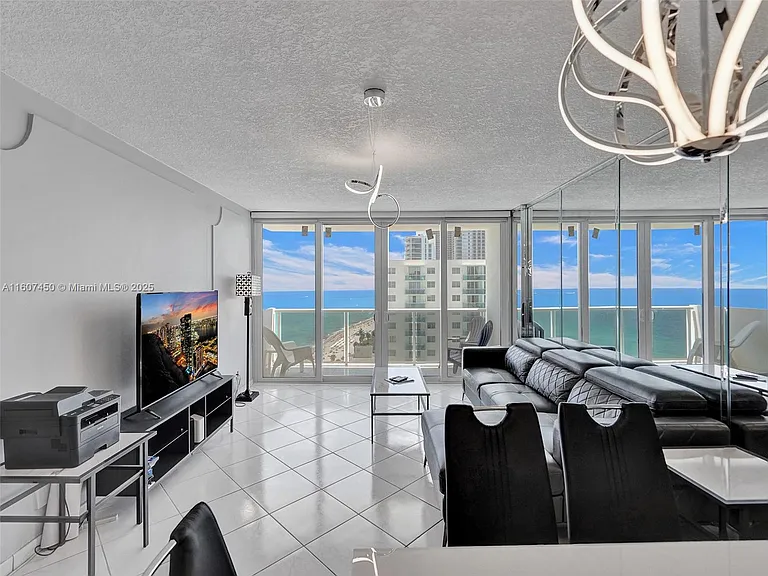 3725 S Ocean Dr #1506 — Photo 27
