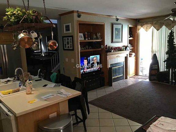 3rd image of 1126 Stable Glen Dr