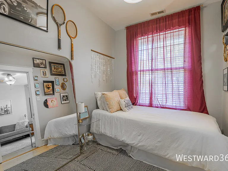 2550 N Southport Ave #2F — Photo 12