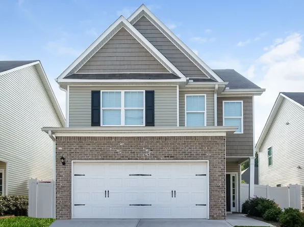 442 Highland Falls Dr, Hiram, GA 30141