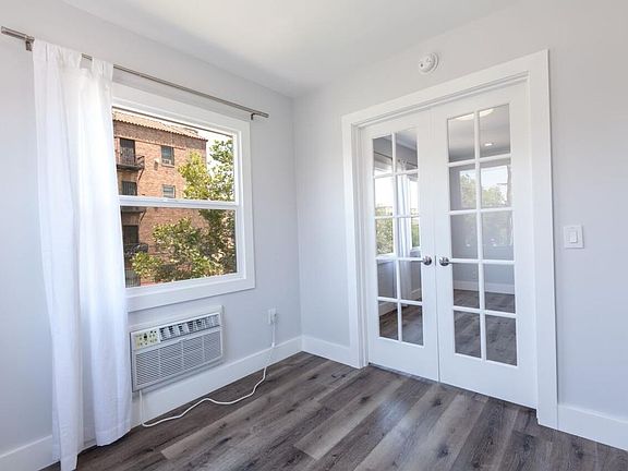 3rd image of 3960 W 8th St APT 5