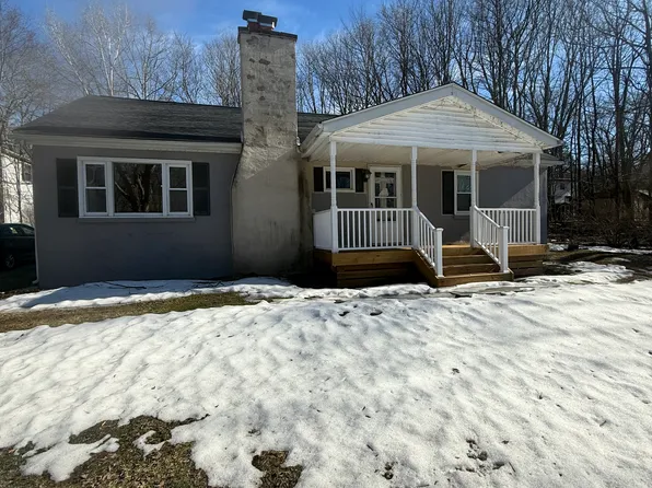 1372 Madison Ave, Pocono Summit, PA 18346