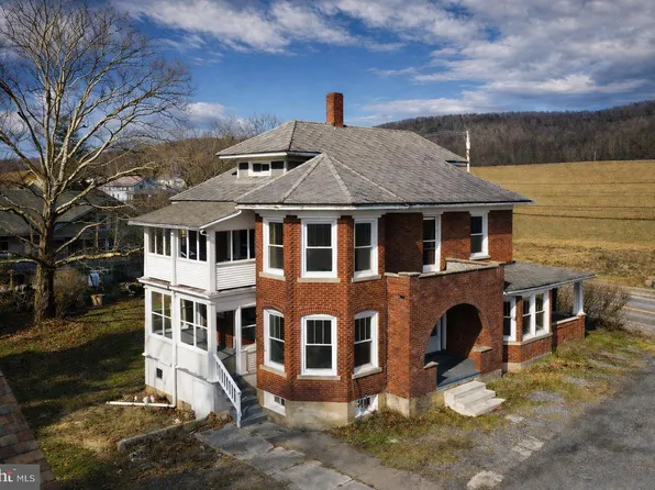 149 W Main St, Millheim, PA 16854