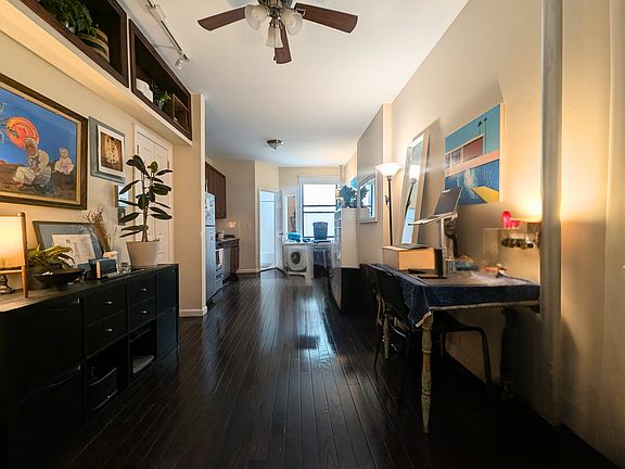 3rd image of 278 Humboldt St APT 3r