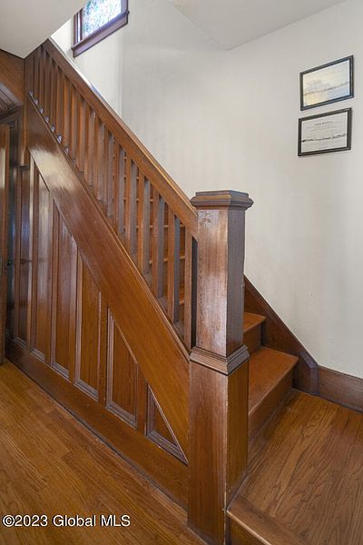 3rd image of 32 Ash Street