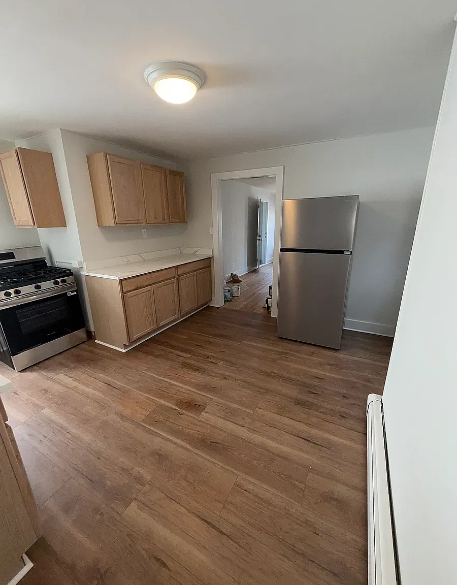1 bed, 900 sqft, $2,000 — Photo 4