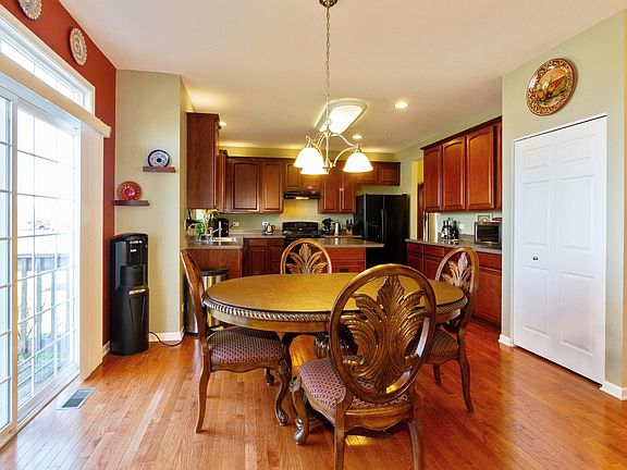 5th image of 2971 Braeburn Way