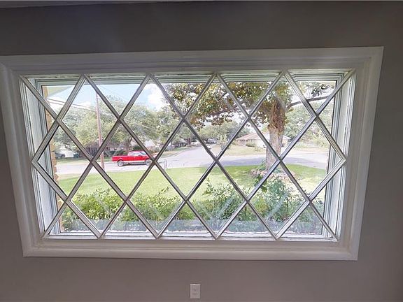 5th image of 3033 Cortez Dr
