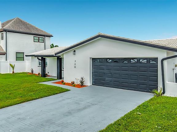 2nd image of 720 Capri Blvd
