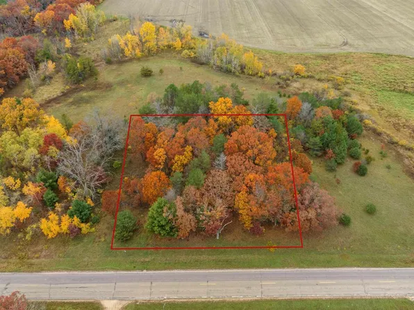 686 County Road M, Grand Marsh, WI 53936