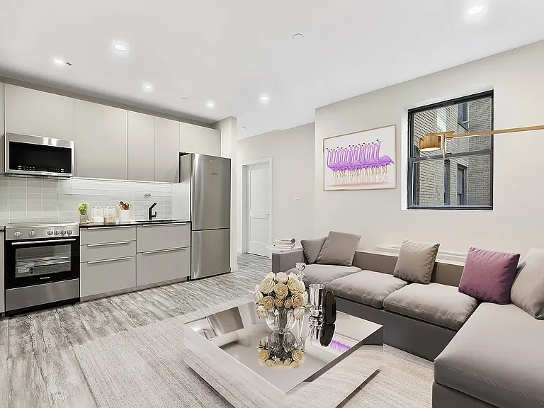125 W 16th St #4C — Photo 1